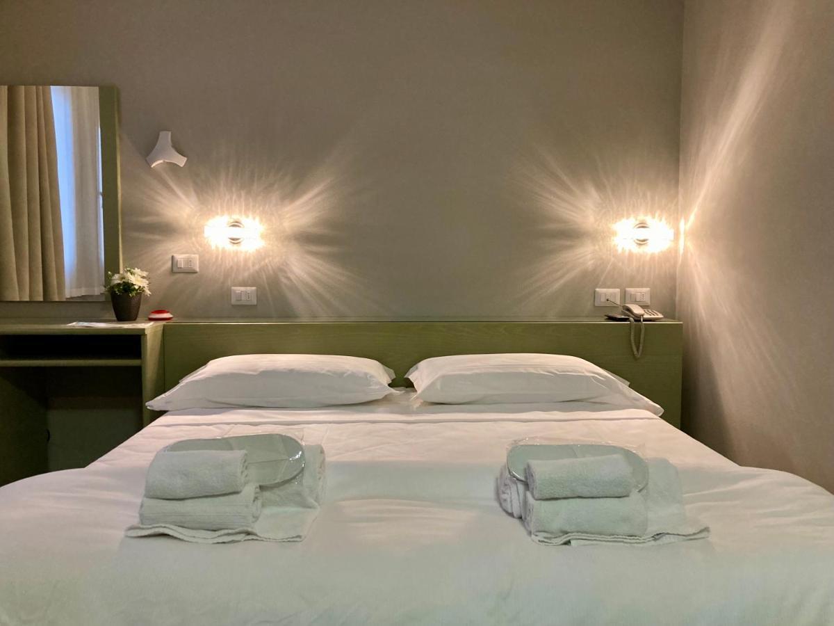Hotel Primo Campi Bisenzio Εξωτερικό φωτογραφία