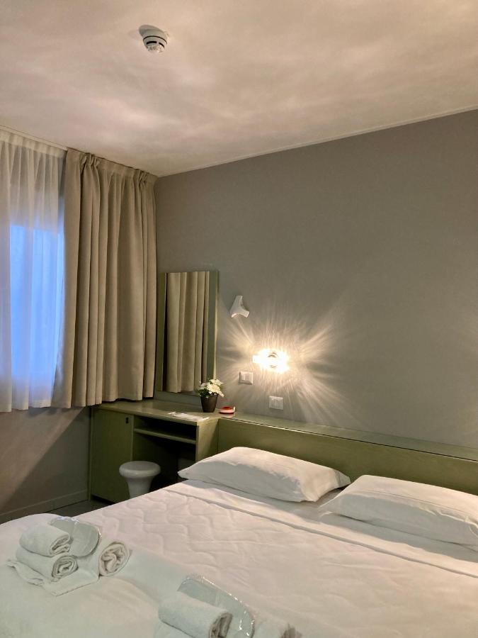 Hotel Primo Campi Bisenzio Εξωτερικό φωτογραφία