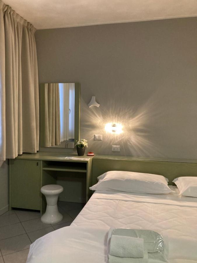 Hotel Primo Campi Bisenzio Εξωτερικό φωτογραφία