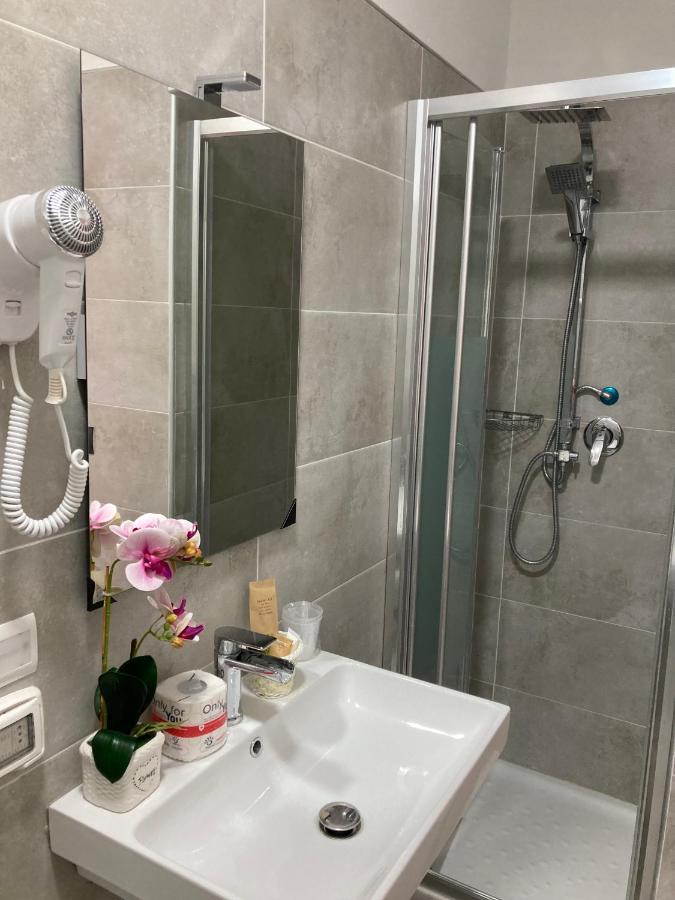 Hotel Primo Campi Bisenzio Εξωτερικό φωτογραφία
